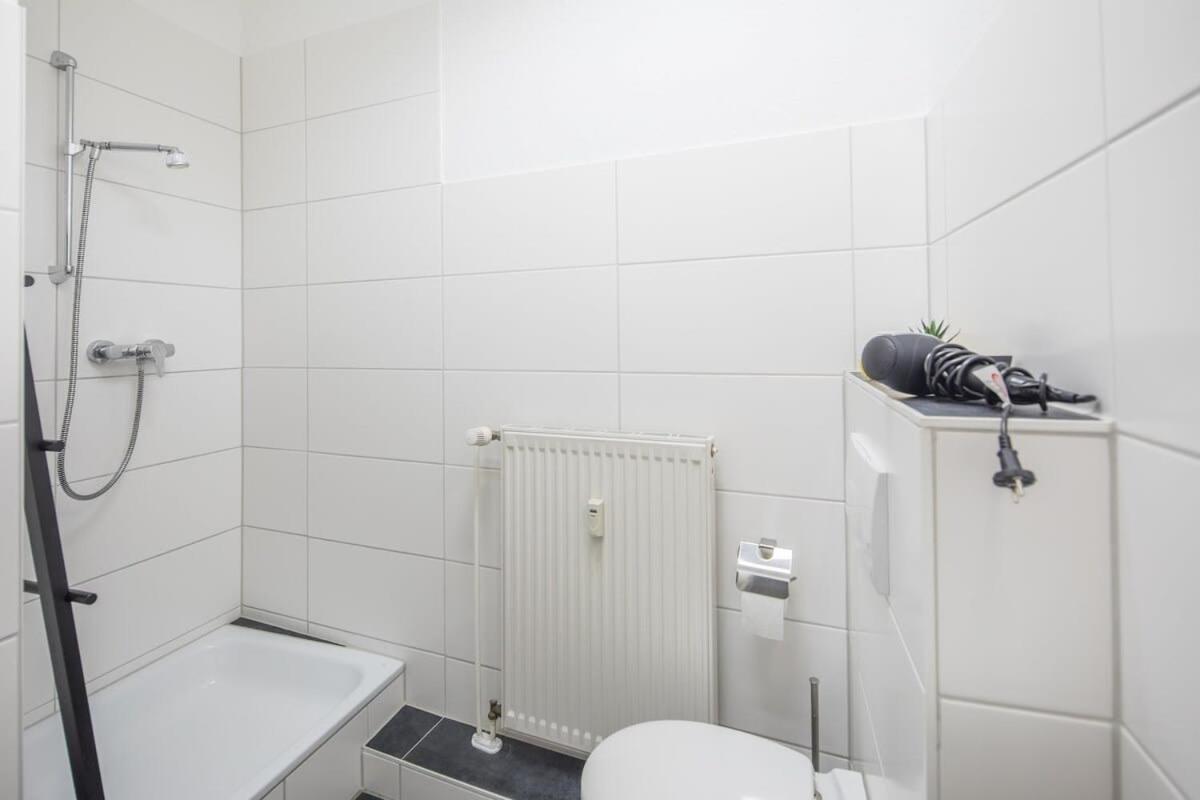 Spacious 2 Bedroom Apartment Hamburg Ngoại thất bức ảnh